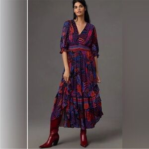 NWT FARM RIO SHORT SLEEVE V NECK TIERED RUFFLED MIDI DRESS SIZE MEDIUM